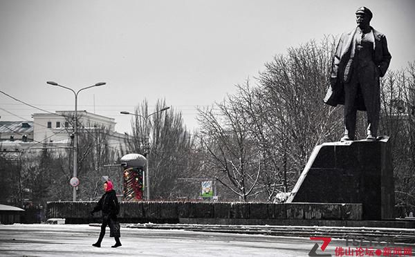 普京下令承认的乌东两个“共和国”从何而来？